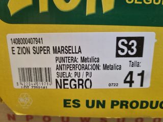 Botas de Seguridad ZION varias tallas.