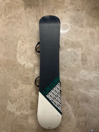 Pack snowboard completo tabla + fijaciones + botas