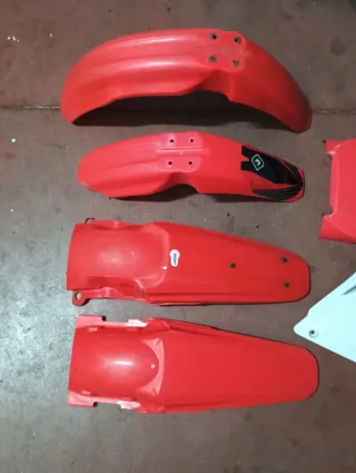 Carenado y guardabarros honda cr rojos