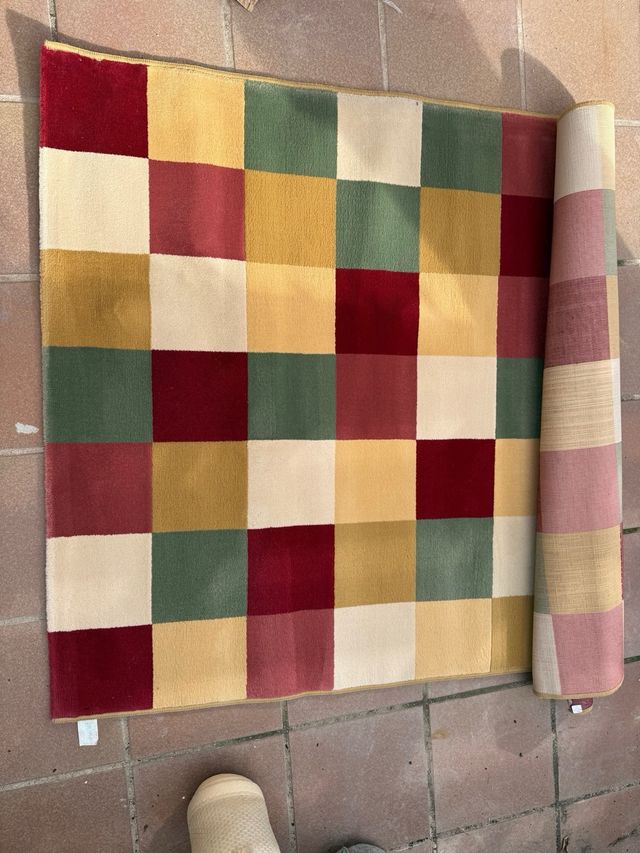 Tapete com design de quadrados 1,30x1,90