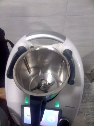 Thermomix TM6 con Bolsa y Tabla deslizante
