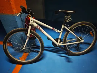 Bicicleta Btwin Rockrider 50