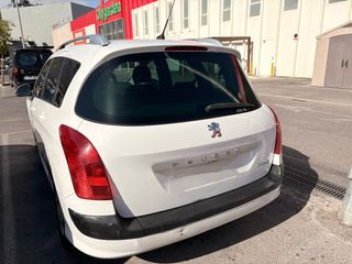 Peugeot 308 SW año 2009 con ITV a octubre 2026