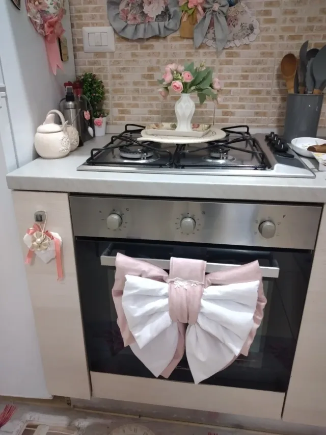 Copriforno fiocco in velluto rosa e bianco