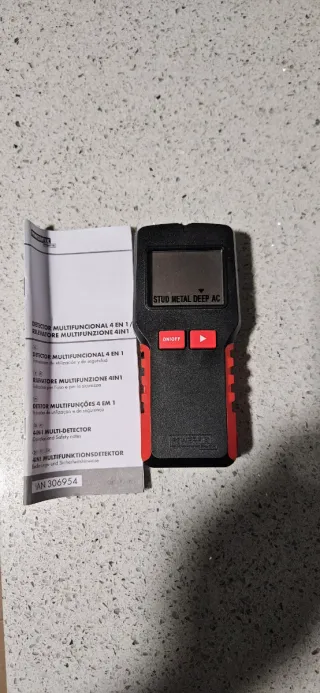 Detector Multifunción Powerfix 4 en 1