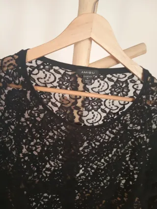 Blusa AMISU encaje manga 3/4