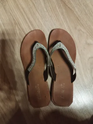 Sandalias de playa Linea con pedrería