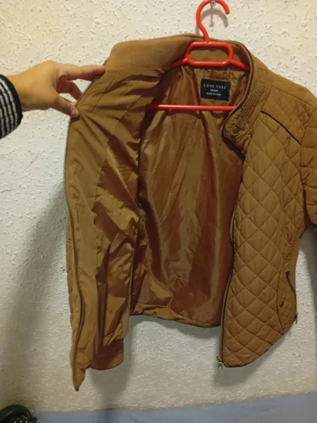 Chaqueta acolchada marrón