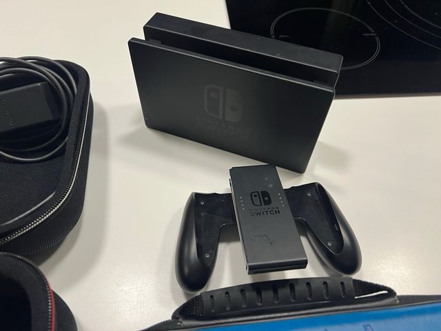 Nintendo Switch Completo con Accesorios