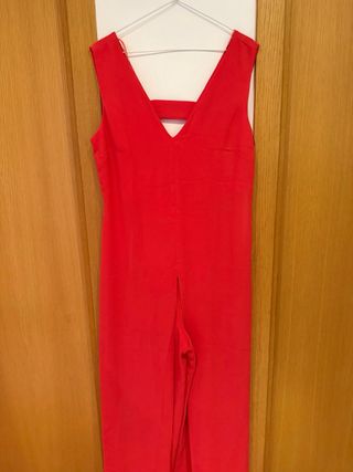 Mono rojo talla 44