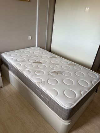 Canapé abatible Pikolin + colchón Pikolin 105×190