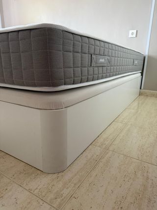 Canapé abatible Pikolin + colchón Pikolin 105×190