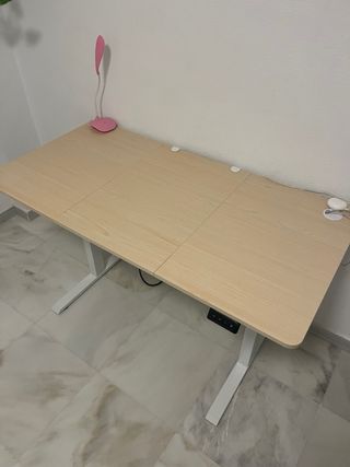 Escritorio regulable madera y metal