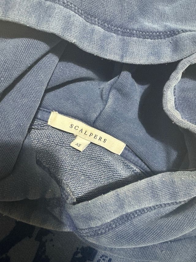 Sudadera Azul Scalpers con Calavera