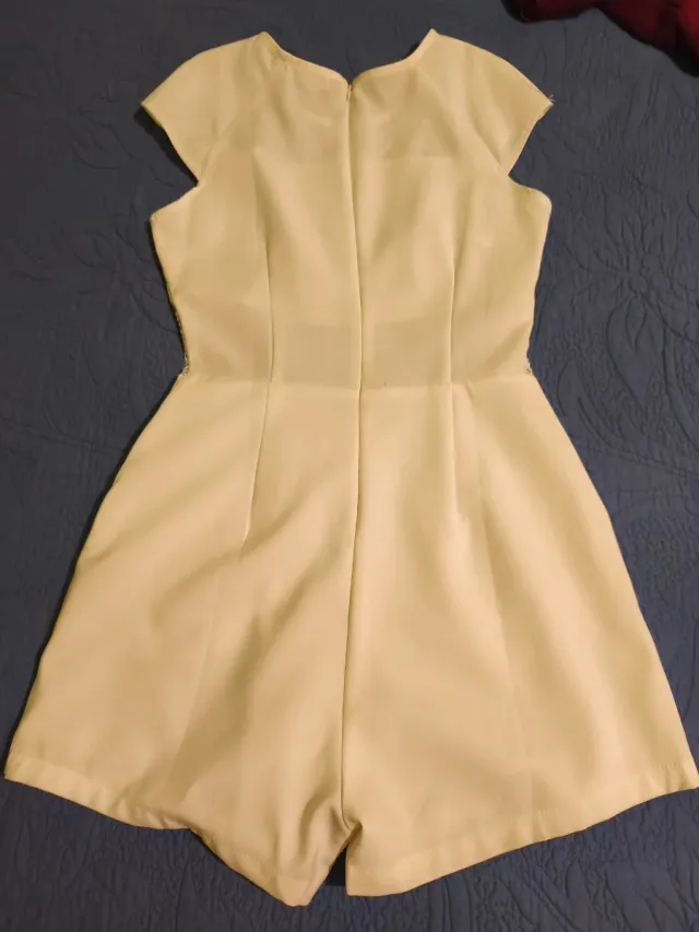 Mono corto vestir crudo talla 34