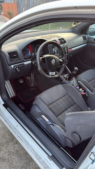 Volkswagen Golf 2005