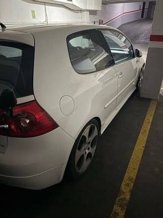 Volkswagen Golf 2005