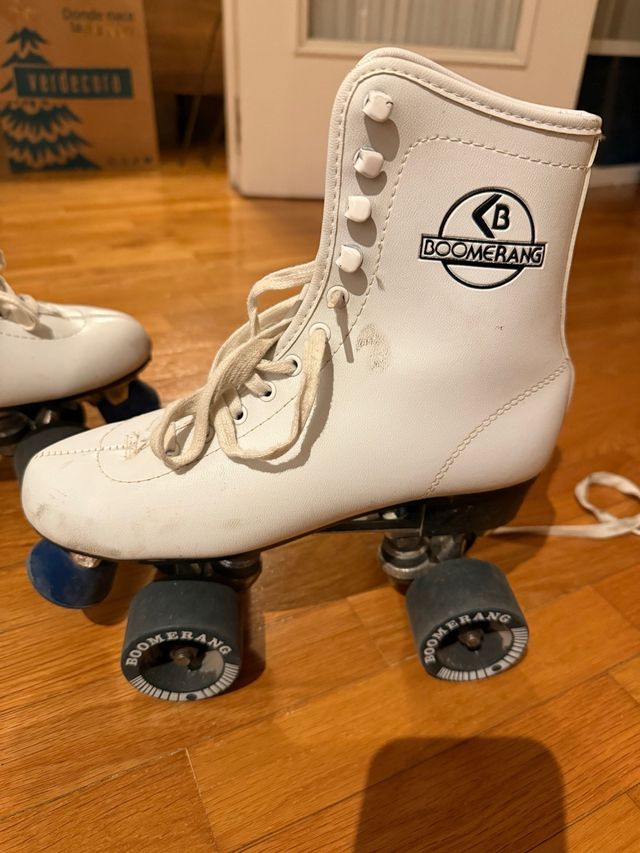 Patines 4 Ruedas Boomerang Blancos Talla 37