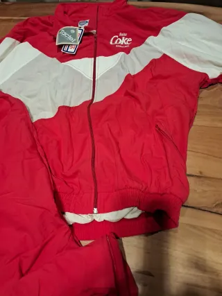 Conjunto Chándal Coca Cola Rojo y Blanco