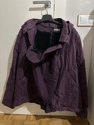 Abrigo premamá y lactancia morado