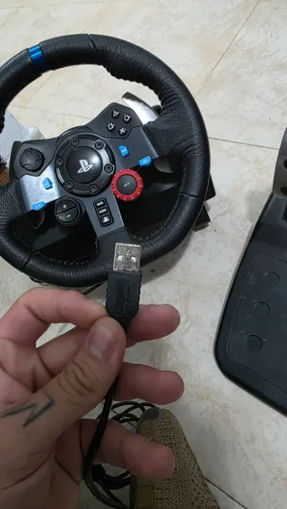 Volante Logitech G29 PS4 PC