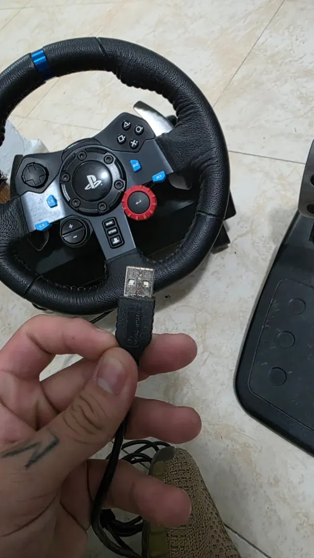 Volante Logitech G29 PS4 PC