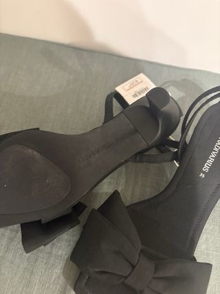 Sandalias Stradivarius Negras Lazo