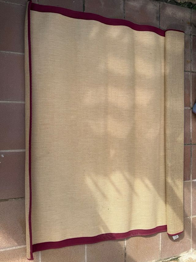 Tapete de Fibra Bege e Bordô 1,70x2,40m