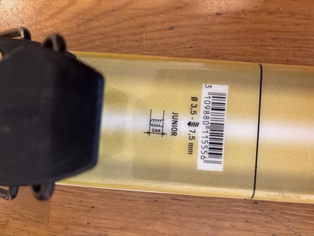 Conjunto Infantil Esquí: Skis, Botas y Bastones