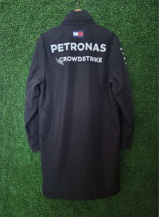 Chaqueta Oficial Mercedes F1 Team Larga