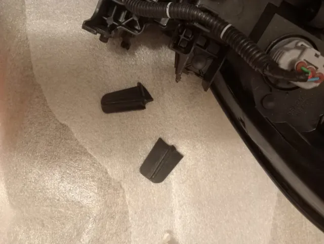 FARO LED DERECHO MAZDA 3 AÑO 2023 TOQUE