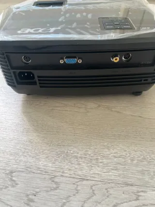 Proyector Acer X1130P DLP