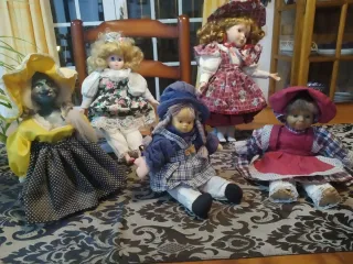 Collezione 6 Bambole in Ceramica