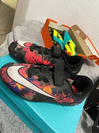 Pack 2 pares botas fútbol Nike CR7