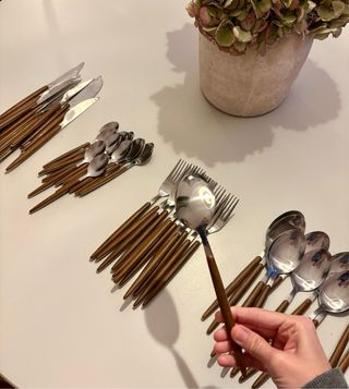 Set di posate in legno Casa Viva per 12 persone