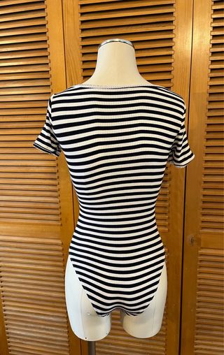 Body Stradivarius riscas P