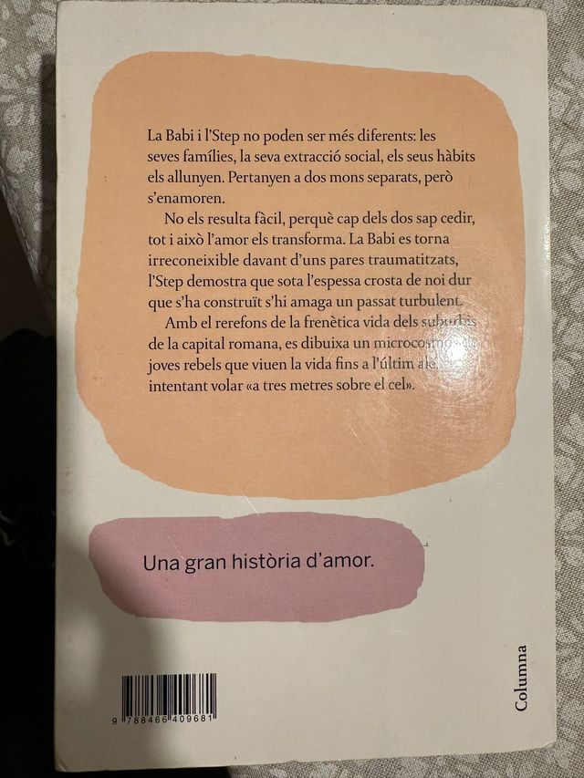 A tres metres sobre el cel