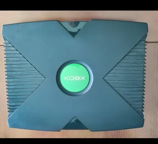 Xbox Clásica Negra + 20 Juegos