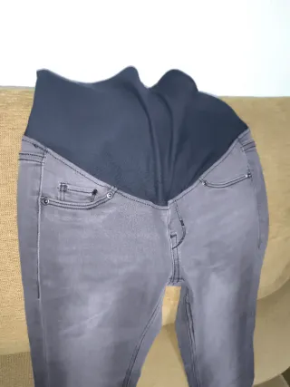 Pantalón vaquero premamá gris