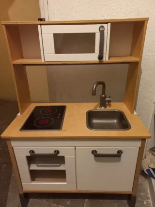 Cocinita infantil madera IKEA