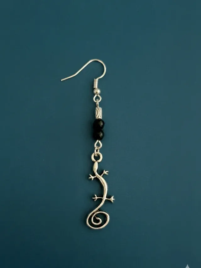 Pendientes salamandra obsidiana plata