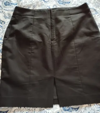 Lote 3 pantalones + 1 falda