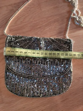 Bolso Sfera Abalorios Negro y Plateado