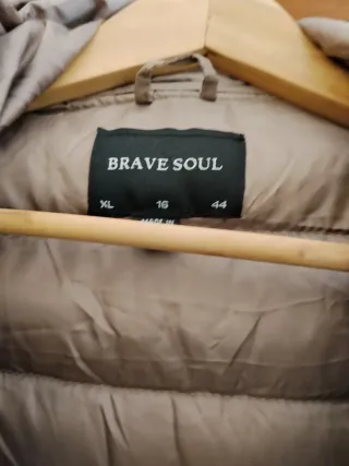 Plumas Mujer Brave Soul Beige Talla XL.Color taupe