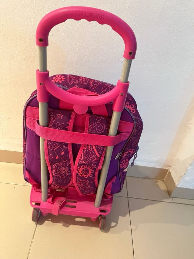 Mochila infantil Violetta con ruedas