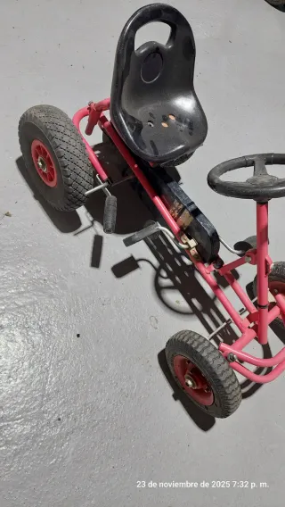 Coche Kart a Pedales Infantil