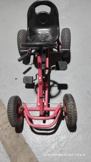 Coche Kart a Pedales Infantil