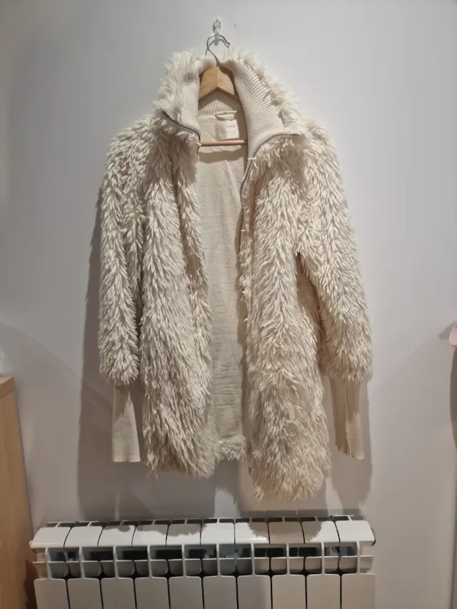 Abrigo Gas Beige Talla M