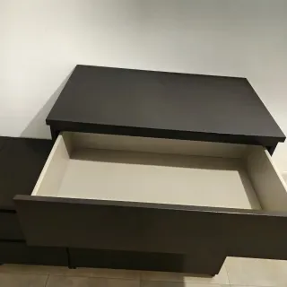 Comodino Malm Ikea Nero/Marrone in ottime condizioni