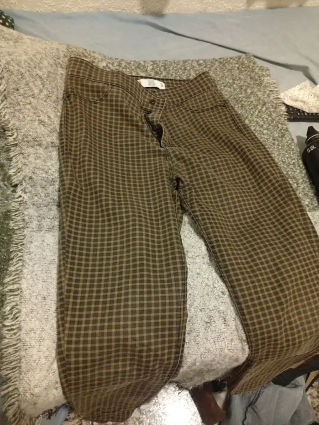 Pantalón cuadros marrón y verde